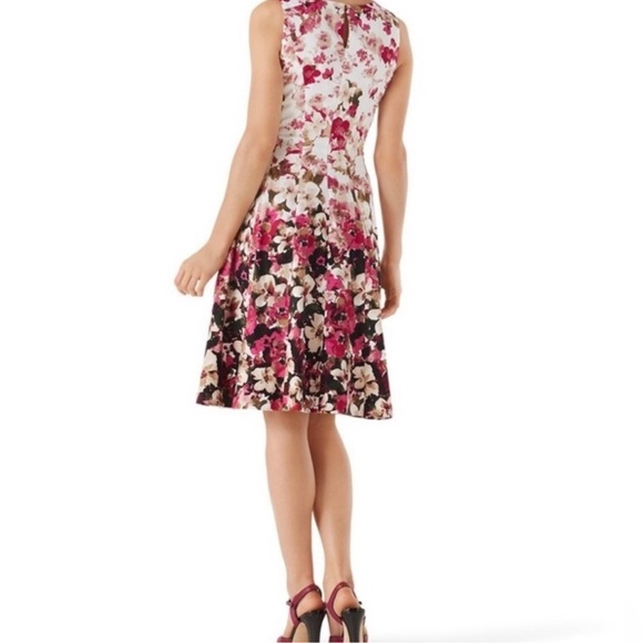 White House Black Market Flare Dress - Picture 11 of 11